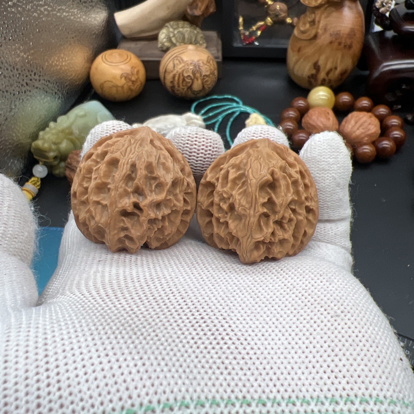 Pair of Match Chinese Health Walnut 37×37.5×36mm 精配文玩核桃~全品苹果园🍎狮子头