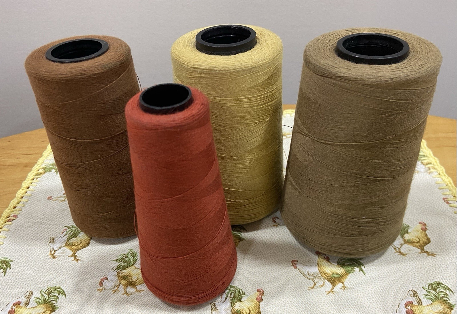 Coats & Clark TEX 40 (60/36) Dual Duty Thread Boilfast Mixed Lot 4 Cone Spools