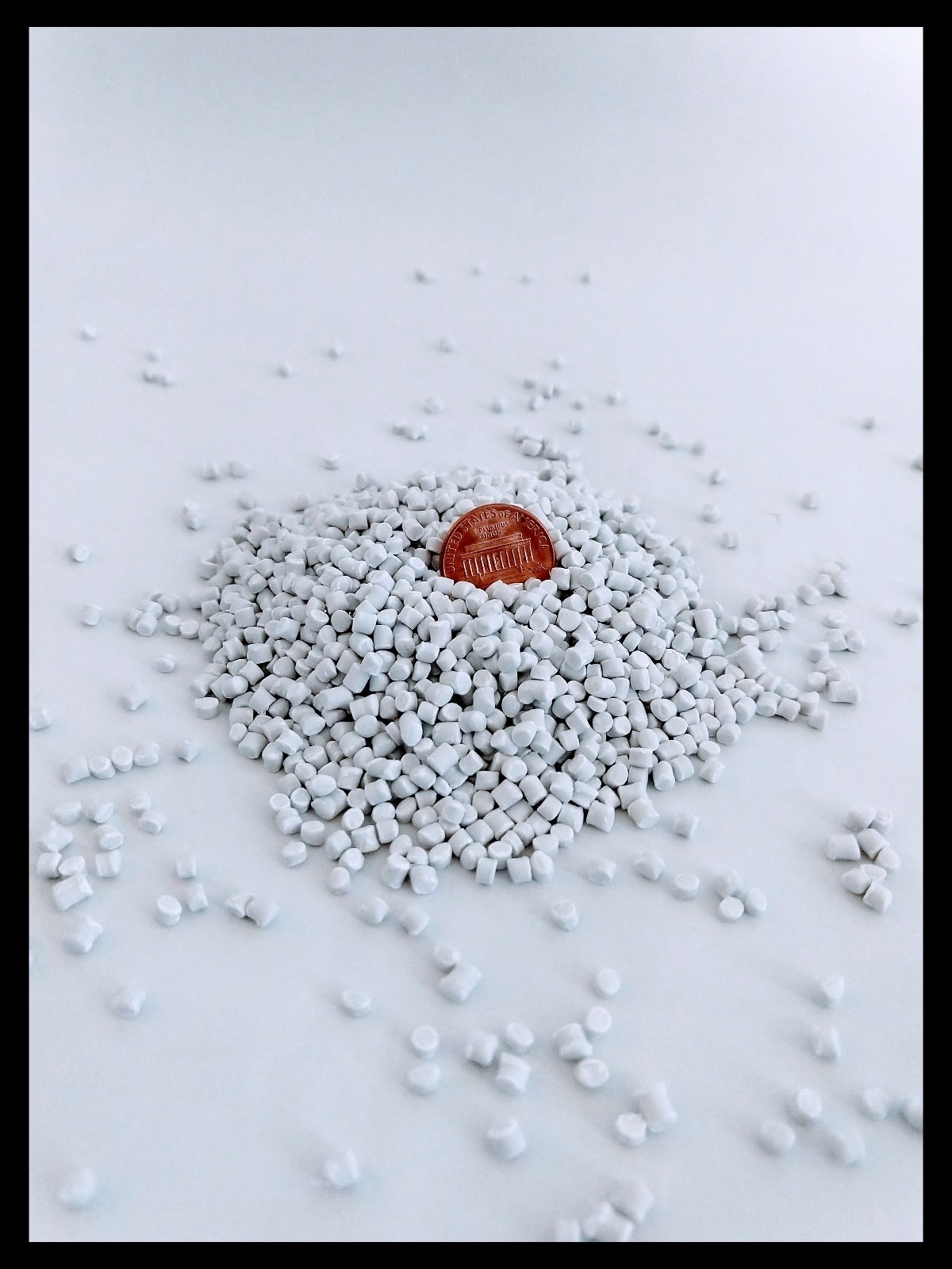 47 lbs Plastic Poly Pellets Cornhole Bags Filler Shooting Rest Heavy White