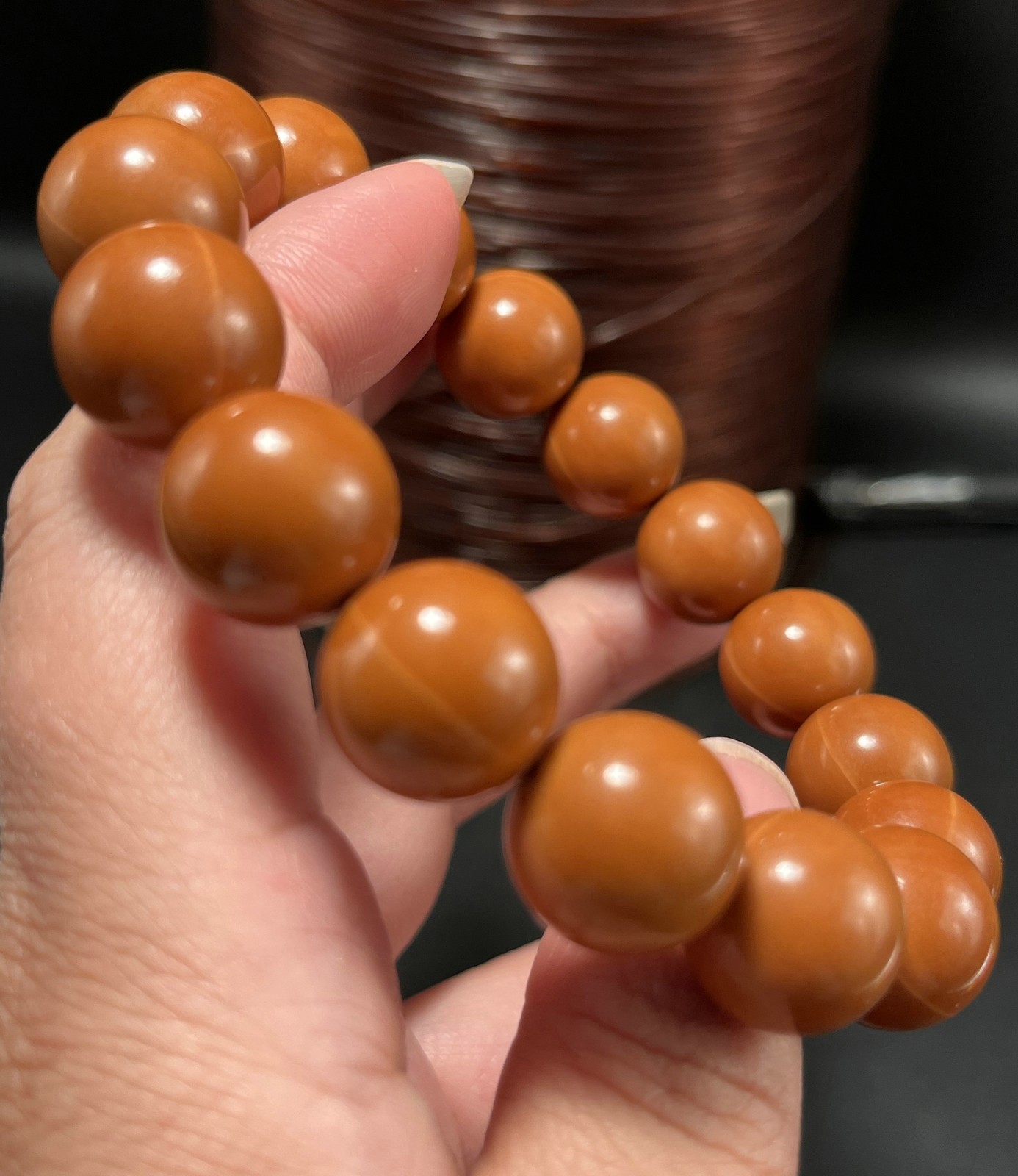 14.5MM China Olive Dentoliva Monkey Head 16PCS Smooth Round Beads Bracelet