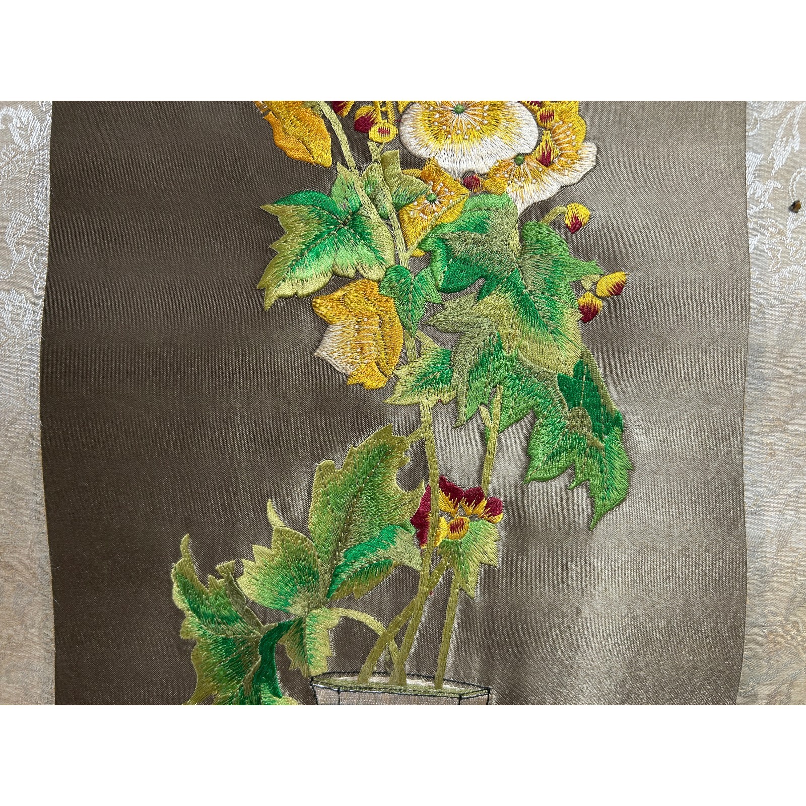 Chinese Flower Vase Embroidery Scroll Painting Wall Art ws4772