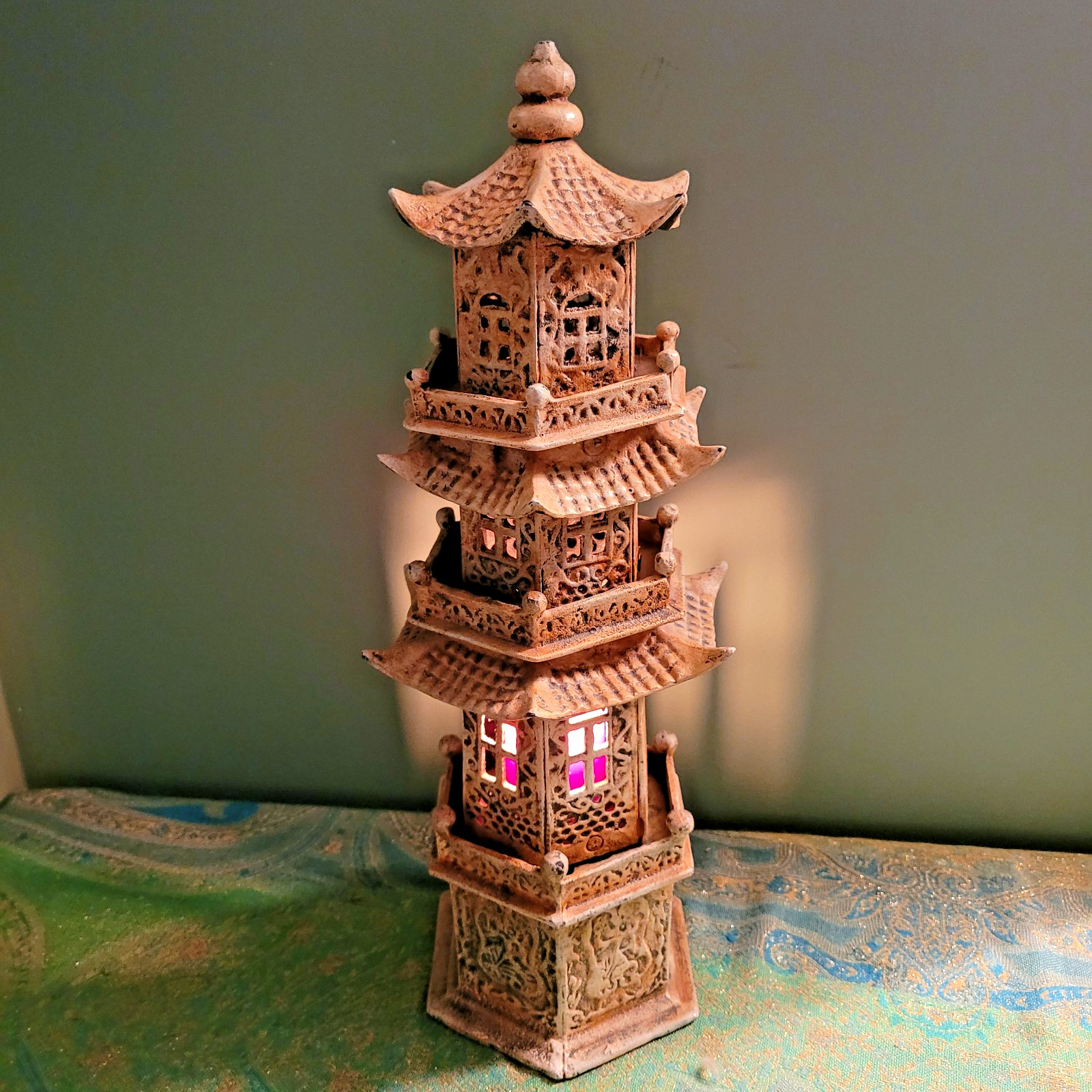 Vintage Mid Century Chinese Cast Iron Pagoda Lantern 16″ Tall MCM Garden Zen
