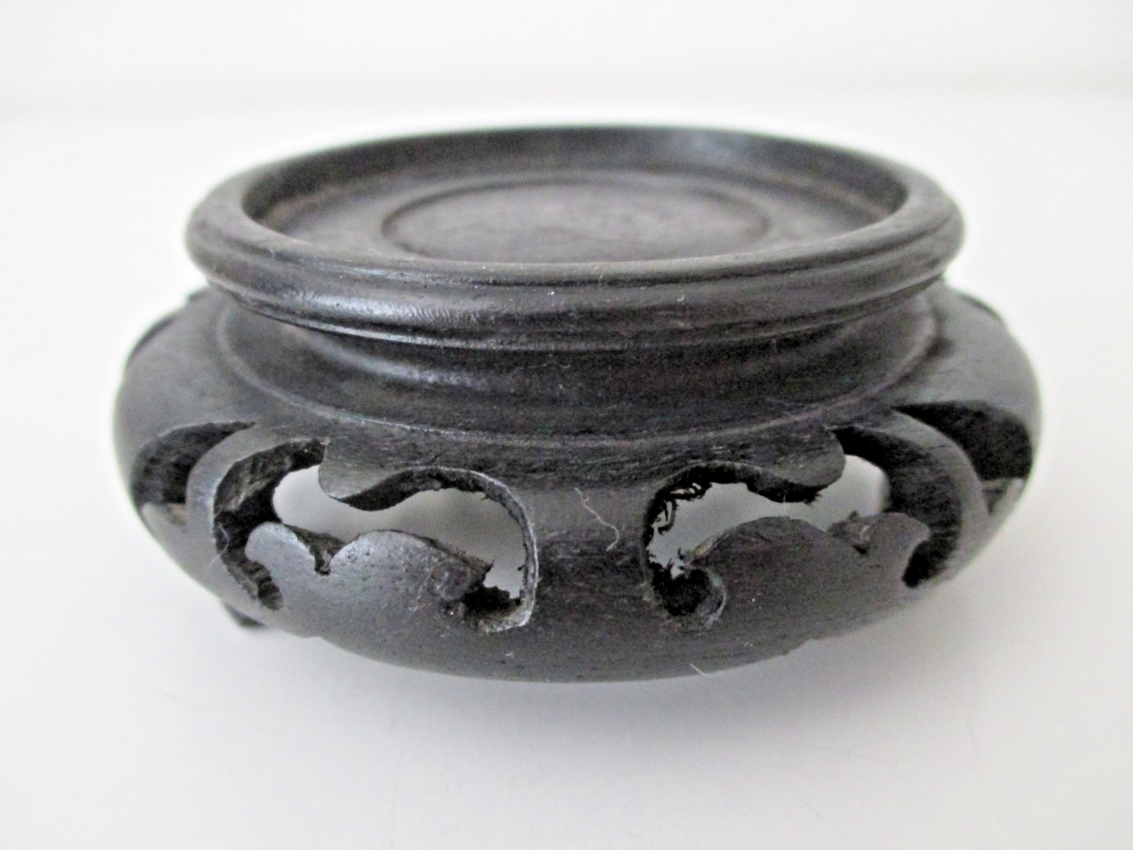 Chinese Black Round Hand Carved 3.75″ x 1.5″ T Stand for Base 3″ Vintage AZB