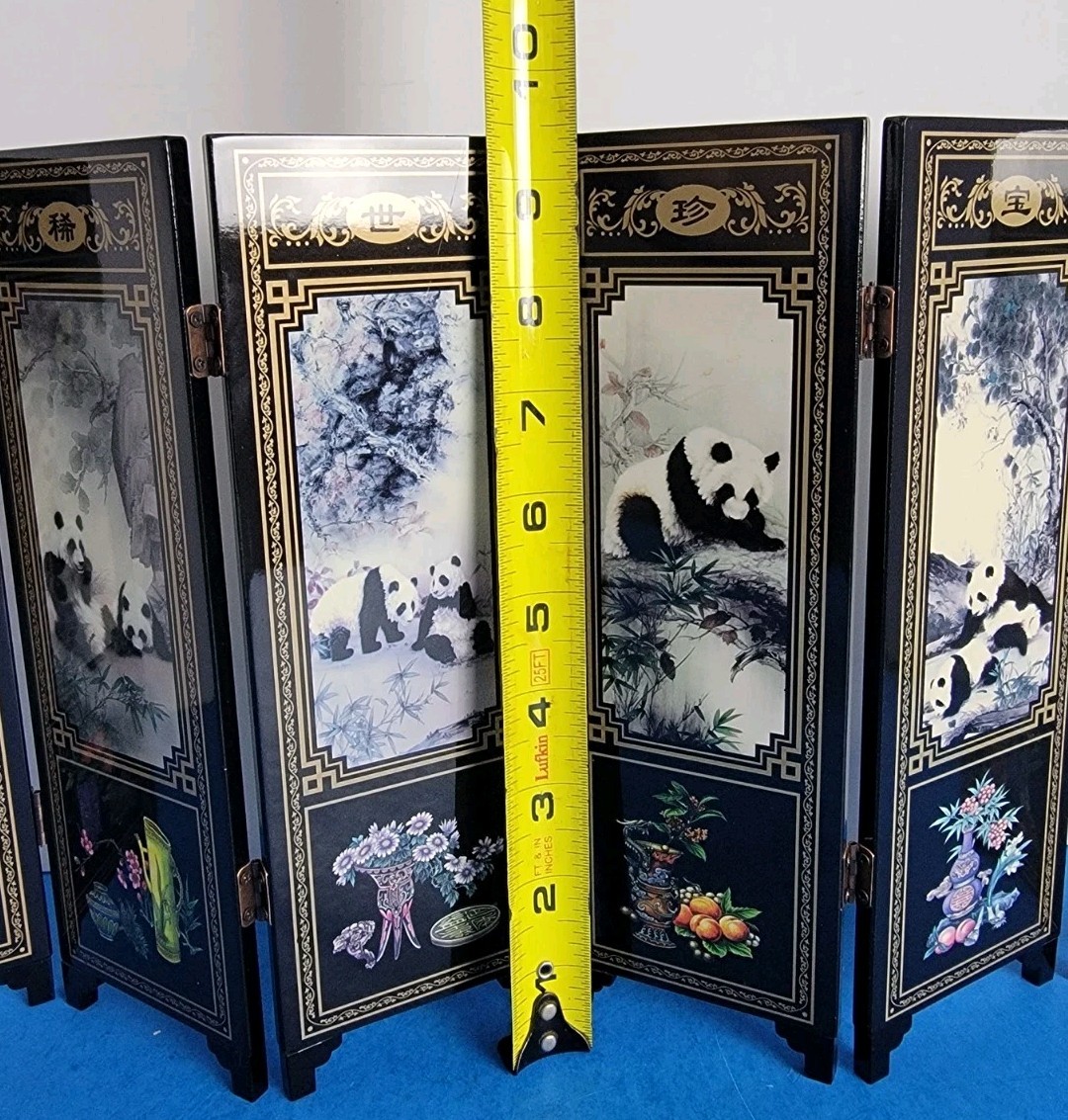 Giant Panda 9.5″ Tall Lacquered 6 Panel Screen & Box