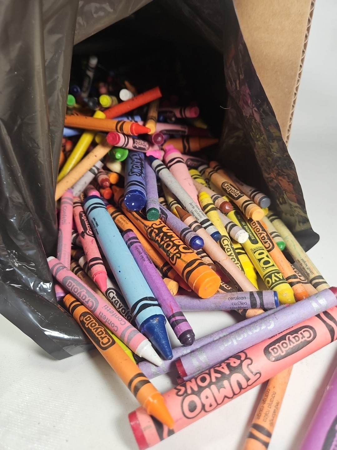3 + lbs Bulk Crayons New Used Crafts Melting Arts Crafts