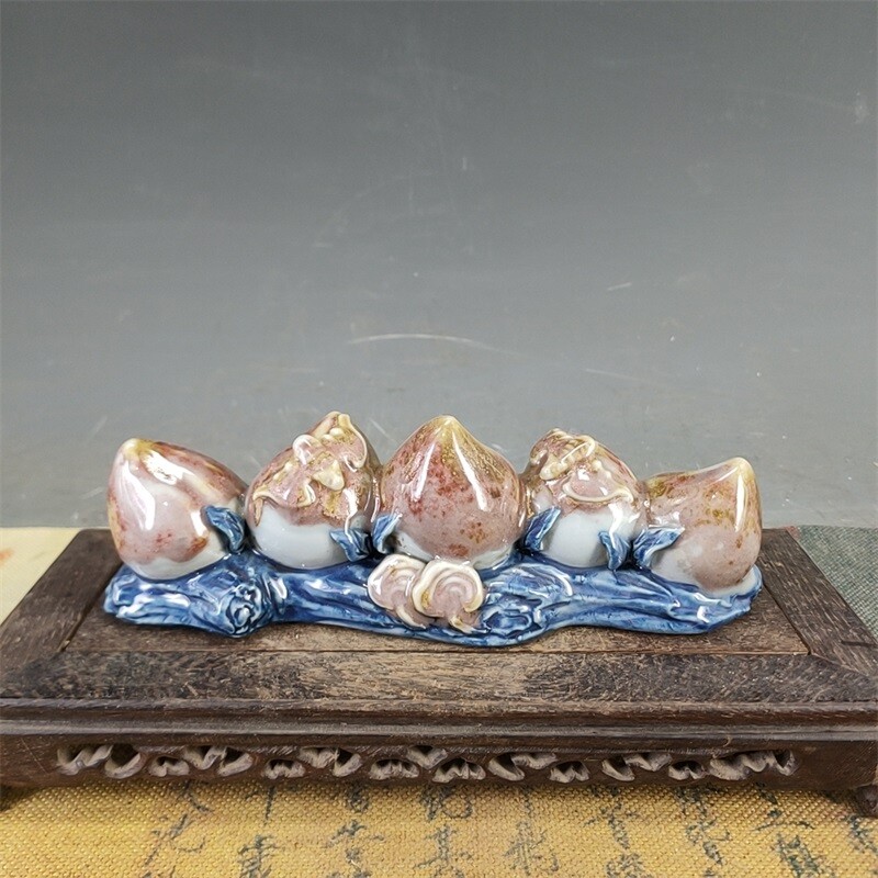 8.9″ Chinese Blue-and-white Porcelain Red Glaze Longevity Peach Pen Rack