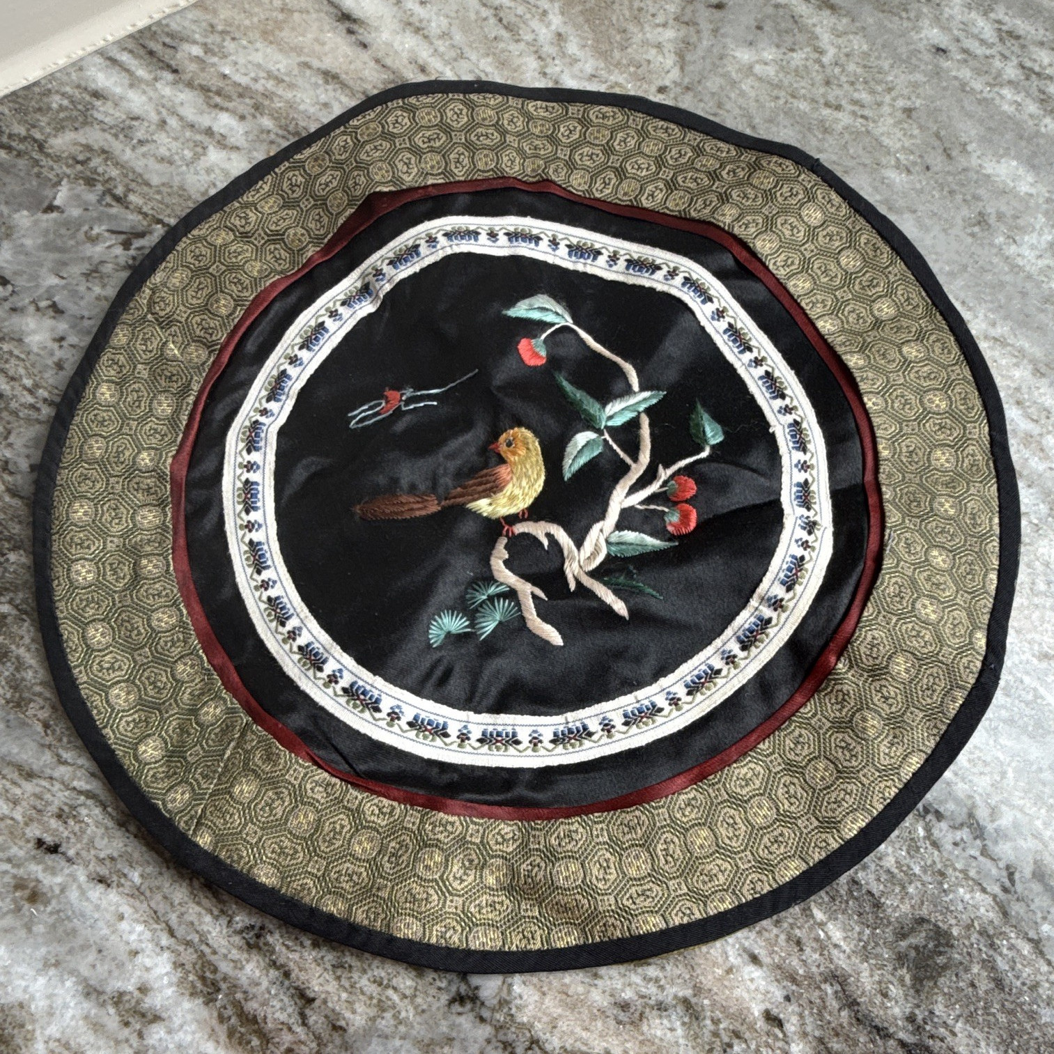 Chinese 100% silk Vintage embroidered round Textile flowers, bird