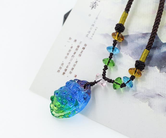 Chinese Coloured Glaze Carving Lovable Animal Golden Toad Blue Green Pendant