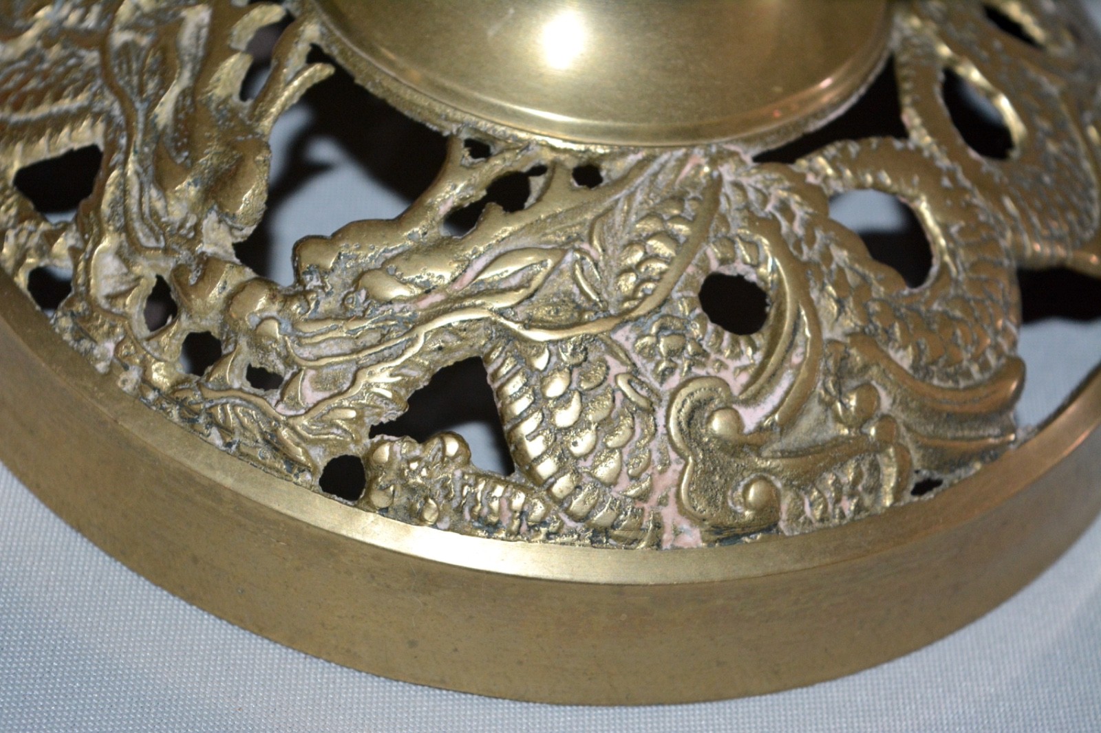 Brass Table Lamp Vintage Chinoiserie Chinese Dragon Pierced Art Sculpture Flower