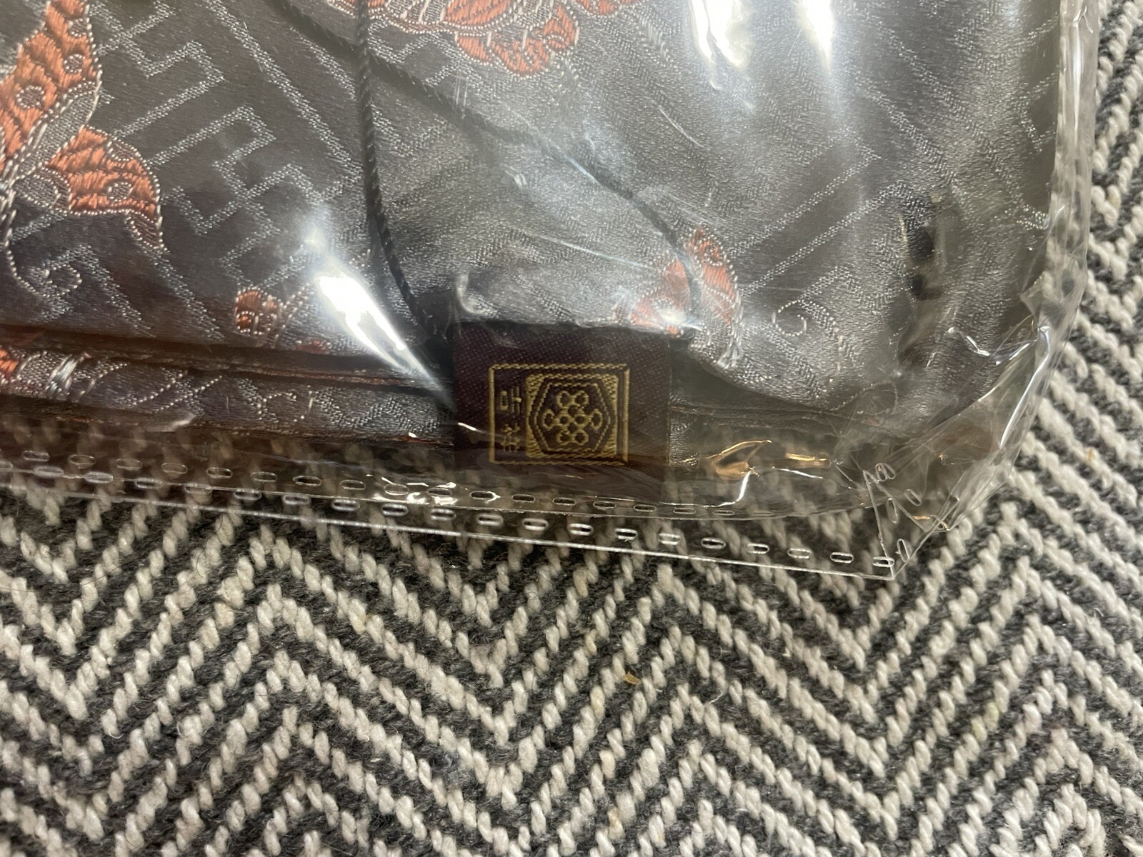 Nanjing Yunjin Brocade Silk Scarf Bandana New In Box W/Tags