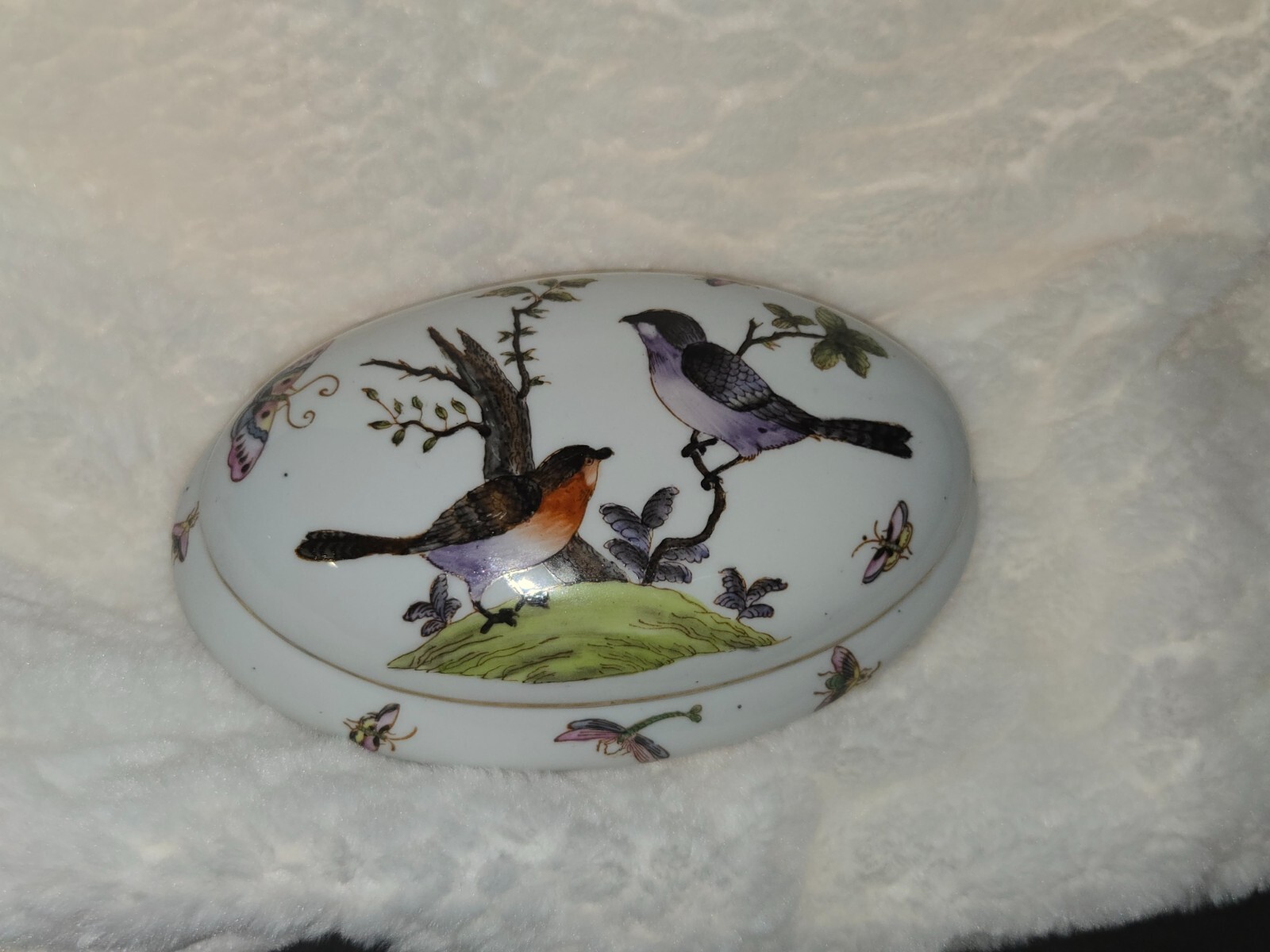 Vintage Hua Ping Tang Zhi Porcelain Chinese Bird Trinket Box Hand Painted