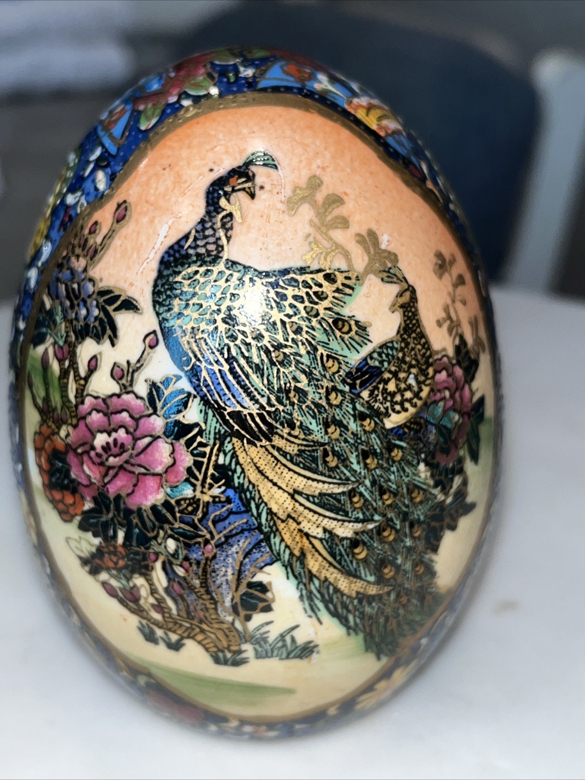 Moriage Style Porcelain Egg Gold Peacock Bird Flowers 4.5”x9.5” Gorgeous Colors