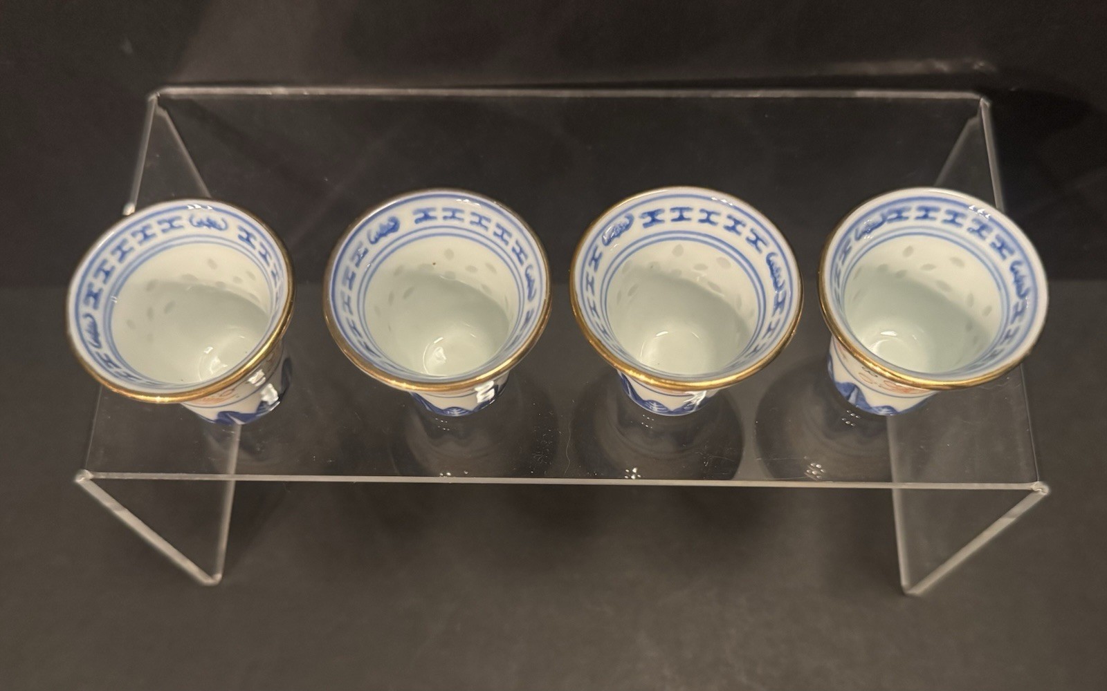 VTG Chinese Porcelain Hand Painted Rice Grain Pattern Gild Saki Cups Set of (4)