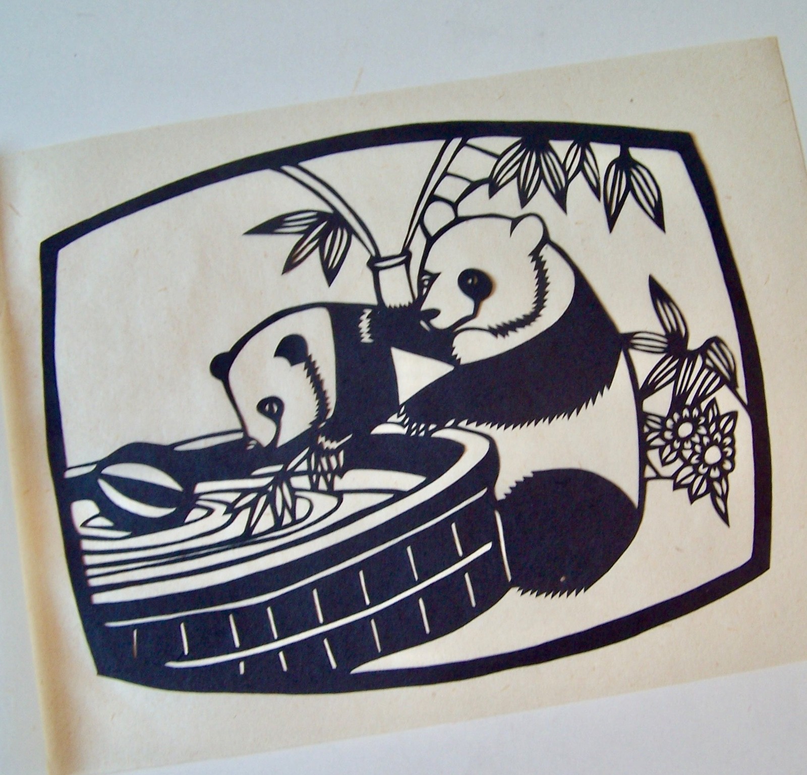 6 VINTAGE CHINESE PAPER CUTS IN ORIGINAL FOLDER PANDAS 6.5 X 5.25″ UNFRAMED