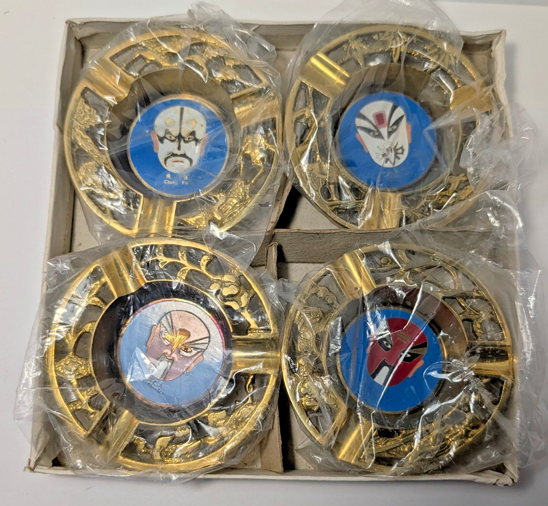 Vintage Set of 4 Brass Chinese Peking Opera Mask Ashtrays – Original Box Taiwan