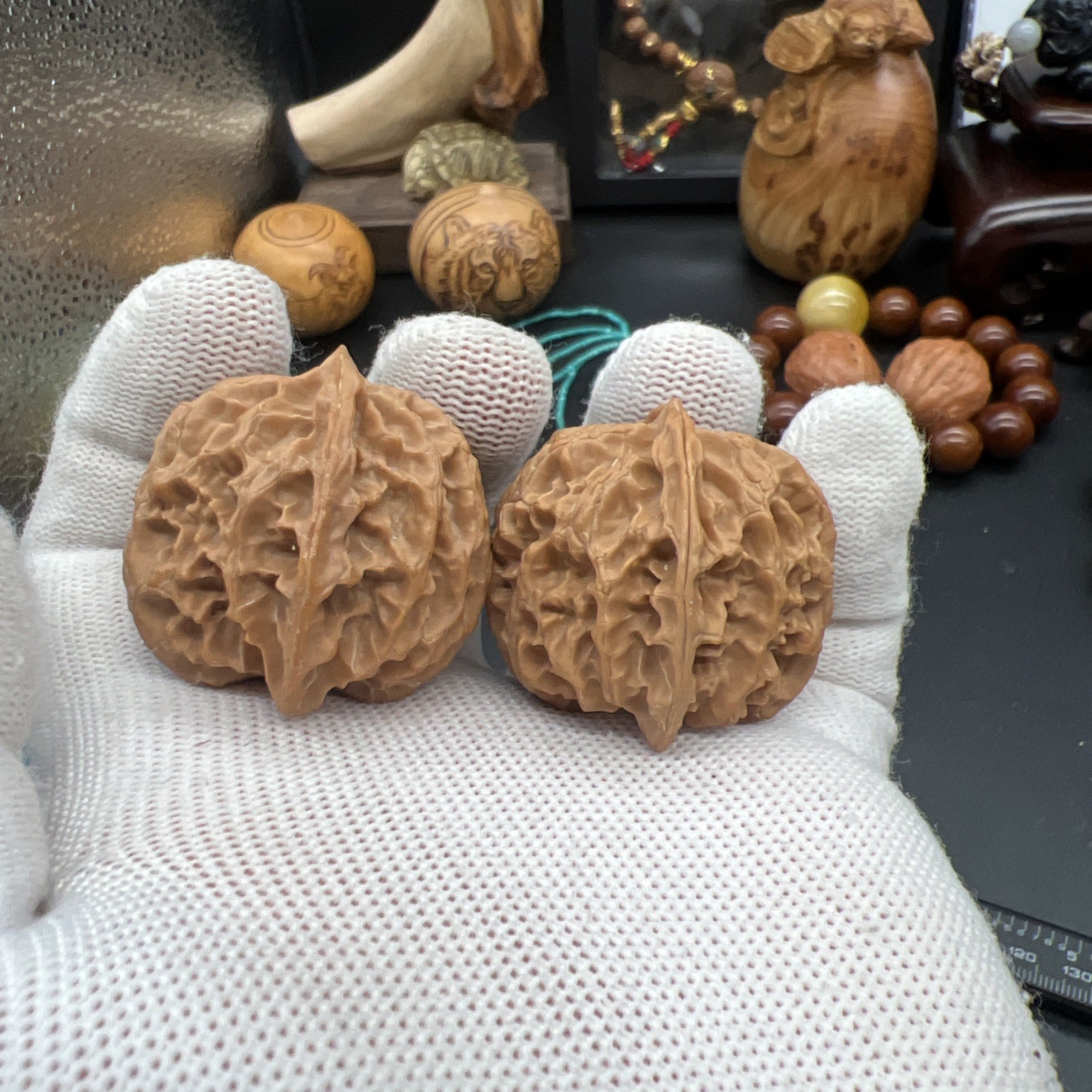 Pair of Match Chinese Health Walnut 37×37.5×36mm 精配文玩核桃~全品苹果园🍎狮子头