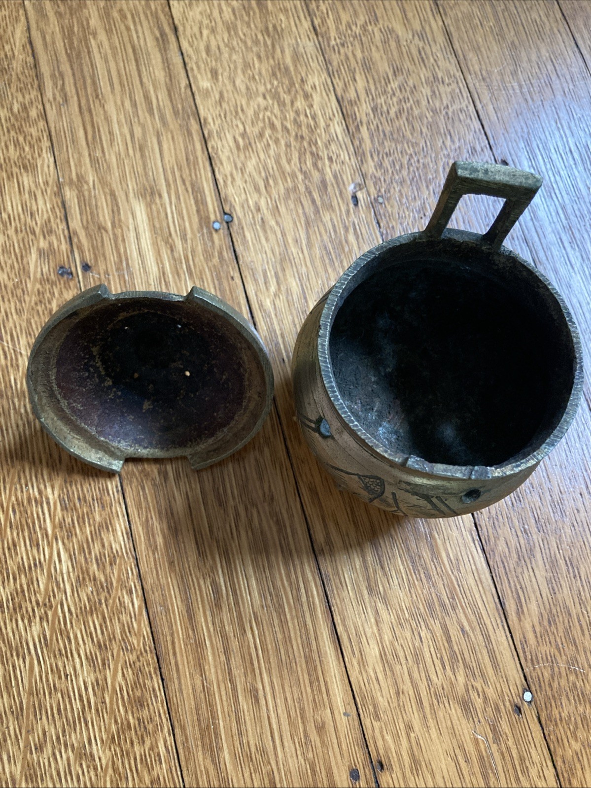Vintage Brass Footed Incense Burner Holder Tri-foot. Missing One Handle