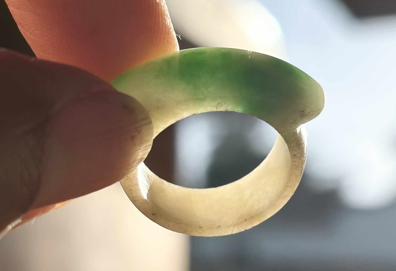 Vintage Chinese Natural Green Moss in Snow Jadeite Jade Saddle Ring 7 5g