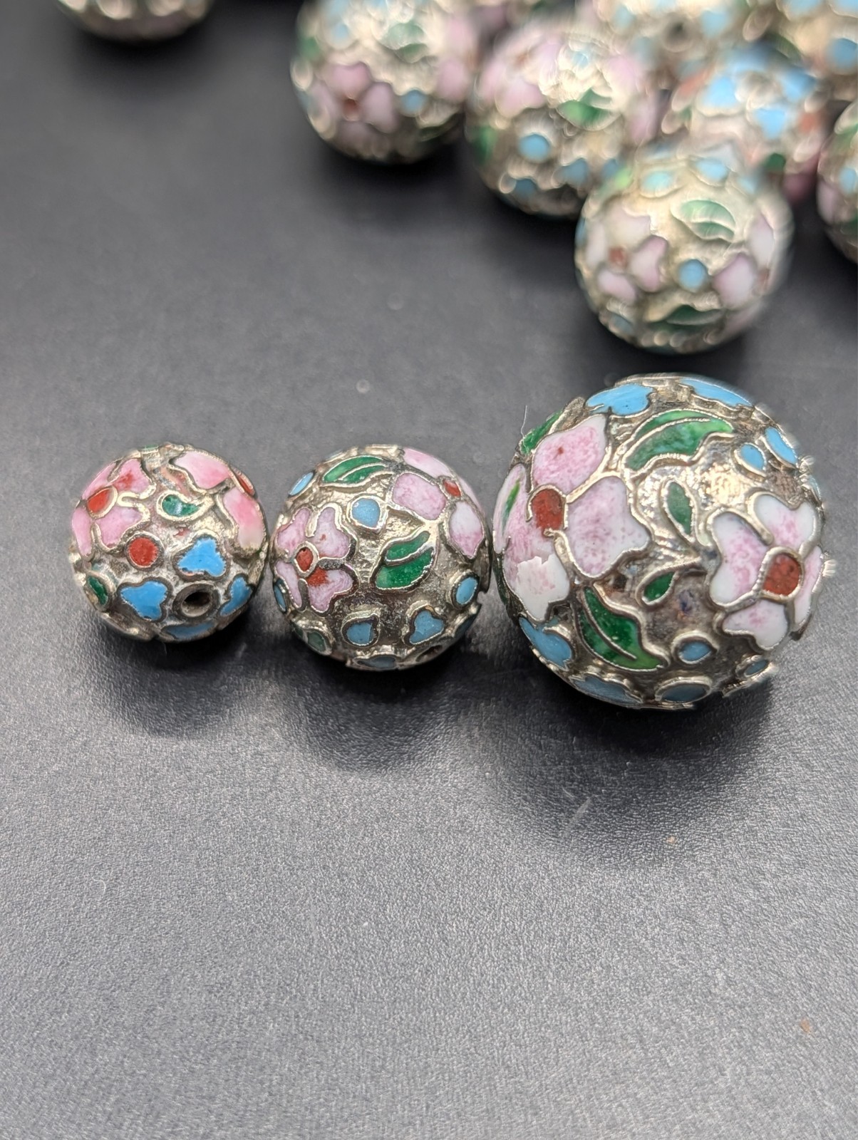 Assortment of Vintage Chinese Cloisonne Floral Design Silver Tone Beads – 40 pc
