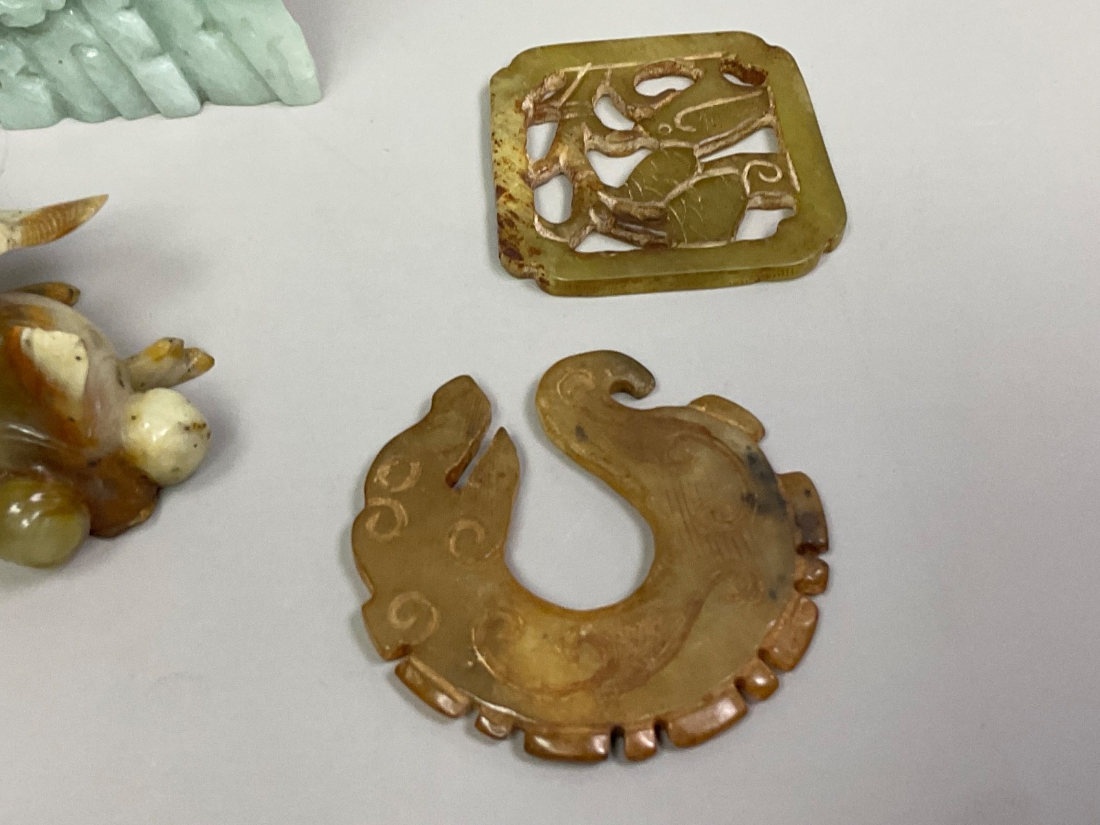 Old VTG Chinese Jade Pendants & Stone Natural Hand Carved Collection Mix Lot