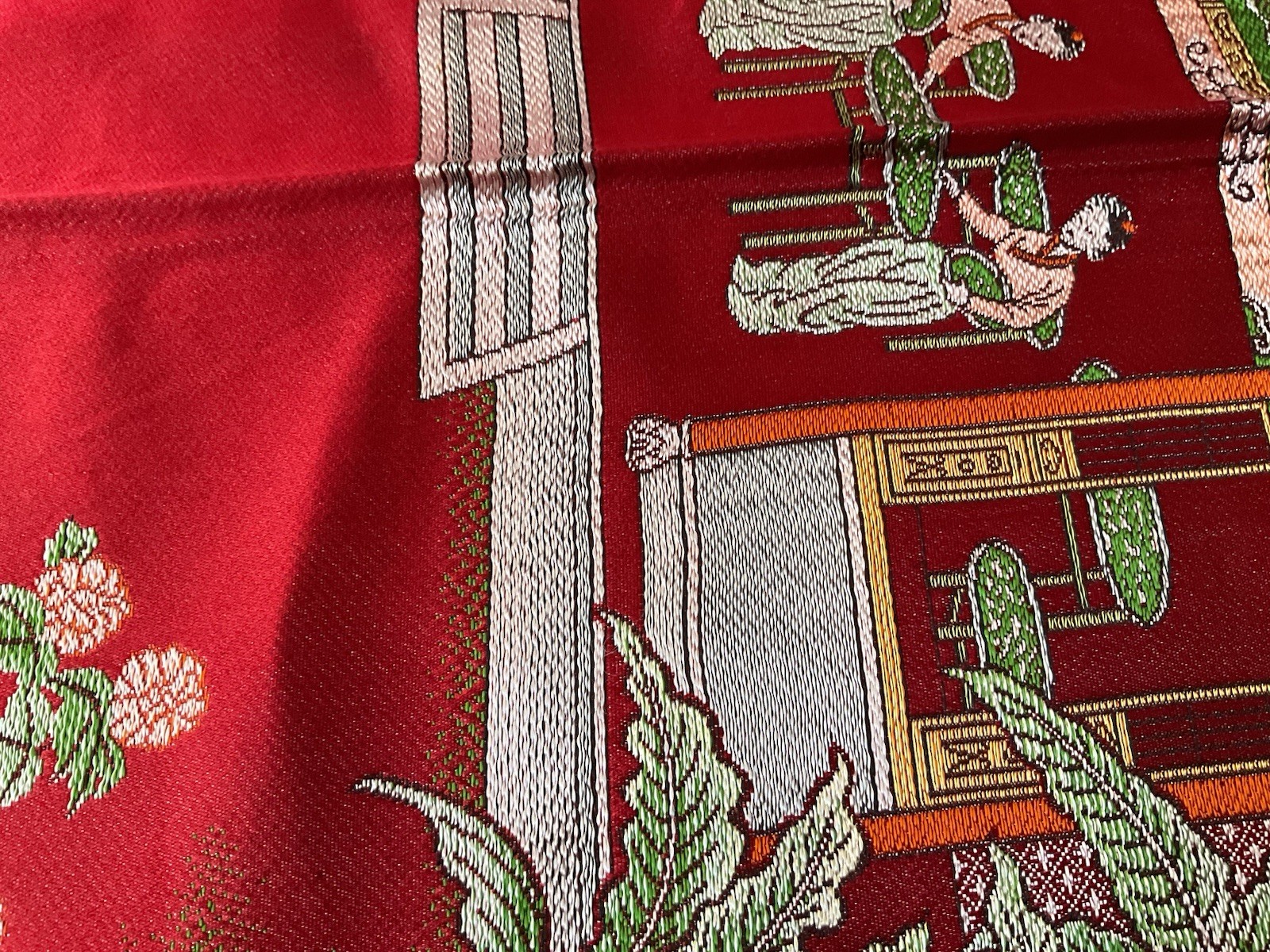 Vintage Brocaded Flowers brand Chinese Red Silk Tapestry Tablecloth 80″x54″