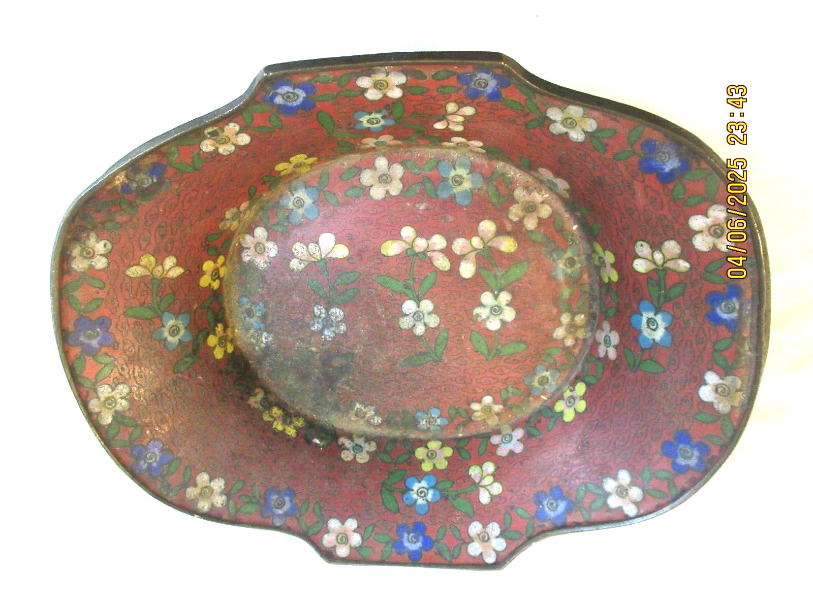 ANTIQUE~RARE STYLE IN CHINESE CLOISONNE~ FLORAL PATTERN BOWL~9 3/8″ X 7 3/8″
