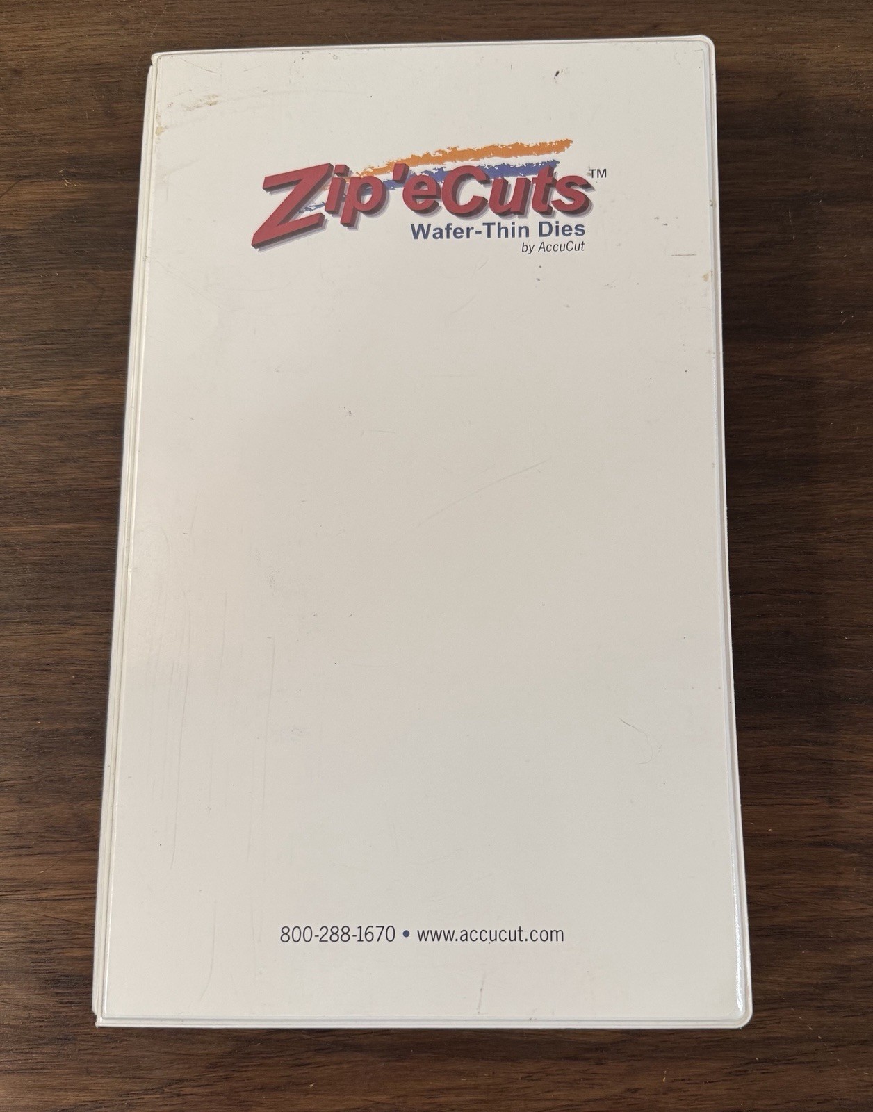 Zip’eCuts Wafer Thin Dies by AccuCut * 40 + Shapes in a Zip’eCuts Case