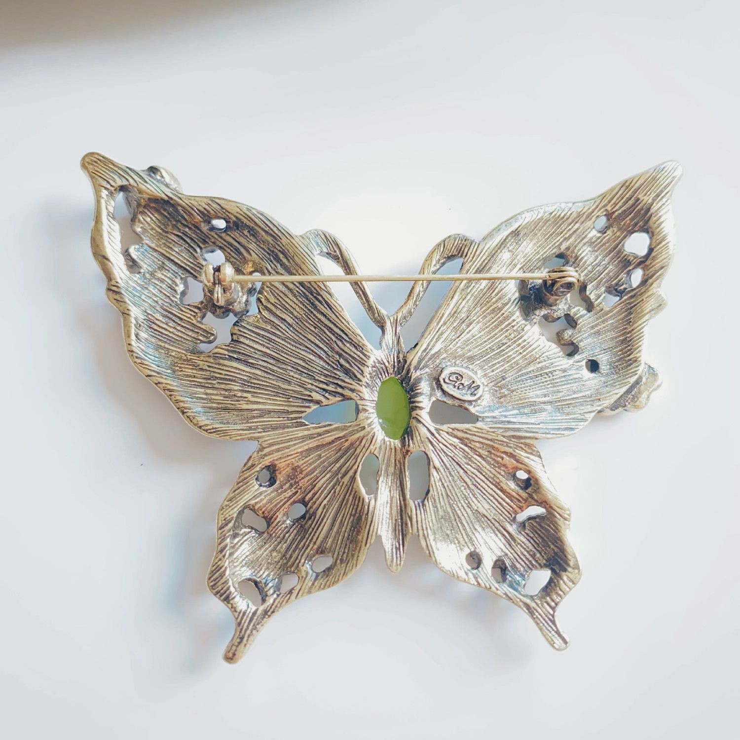 Vintage Enamel Butterfly Brooch Retro Elegant Coat Suit Pin