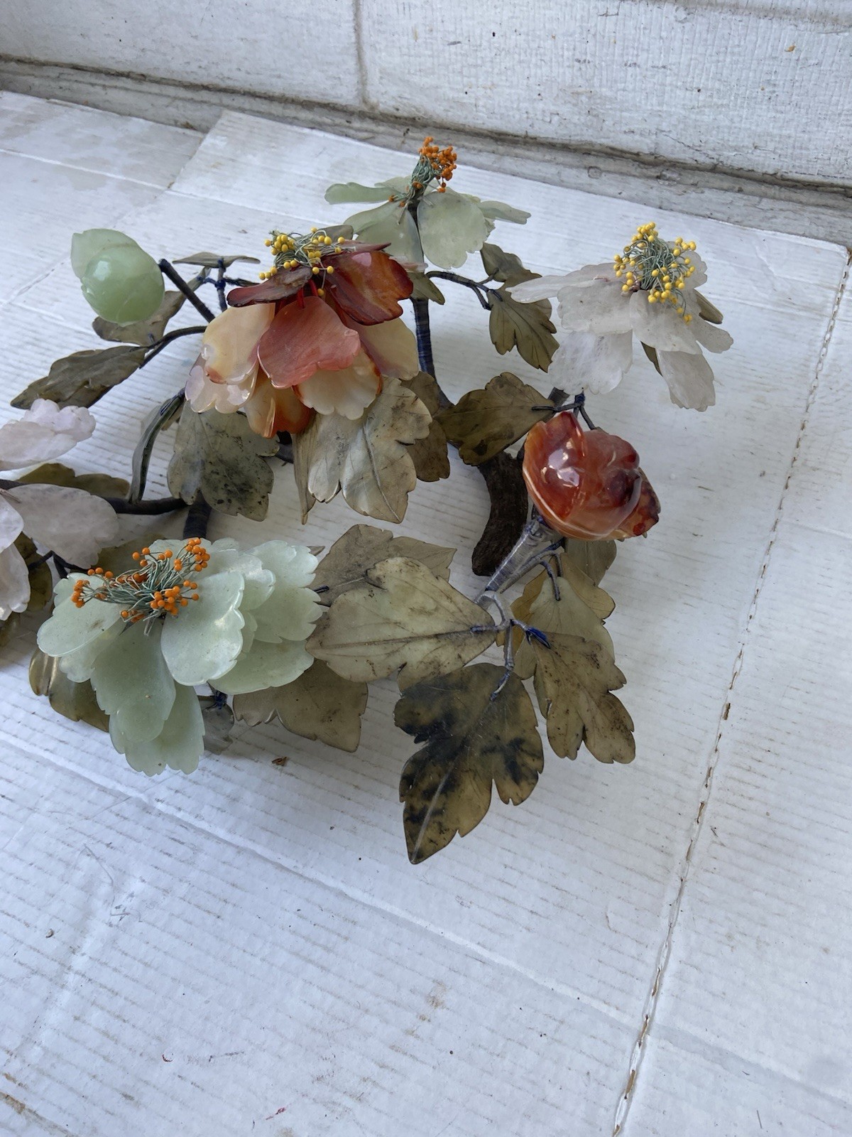 VTG Carved Jade & Gemstone Leaves Flowering Plant, Great Condition 18” diameter.