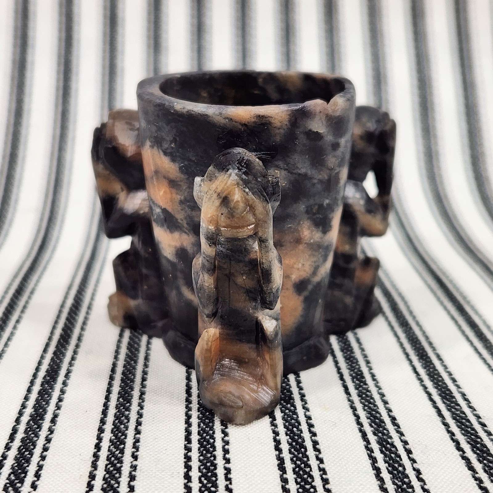 Hand-carved Chinese Shoushan Stone, Toothpick Holder – “Three Wise Monkeys”