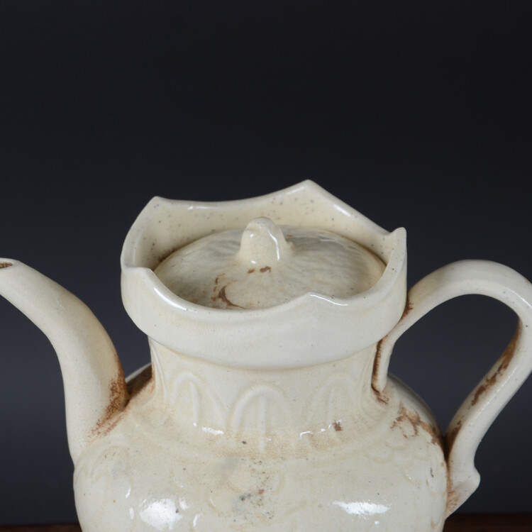 4.7″ Collect China Lake Kiln Porcelain White Glaze Hand Painting Monk Hat Teapot