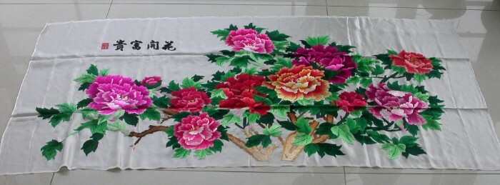 Chinese 100% hand embroideried silk Xiang (hunan) embroidery art:Peony 153cm