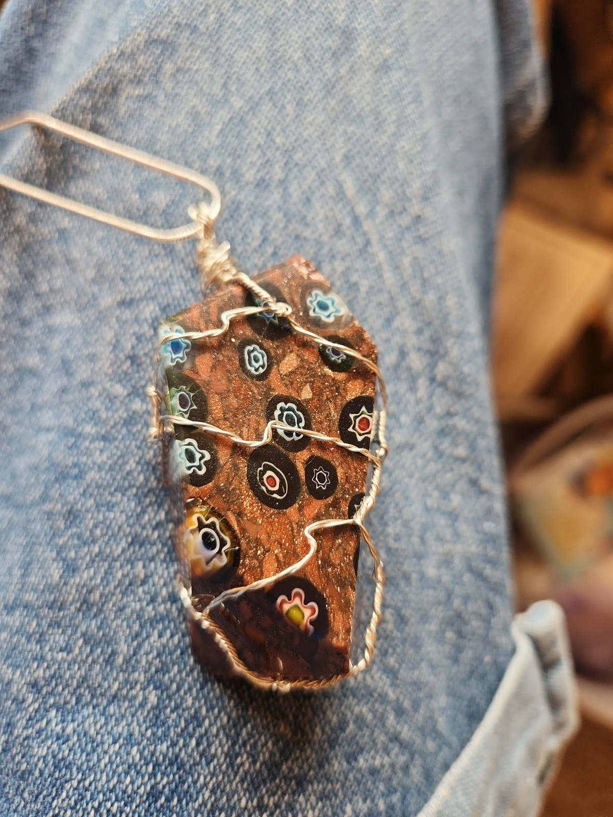 48MM x 27.5MM EMERALD GOLDSTONE FLOWER MILLEFIORI STONE..24″ STERLING SILVER