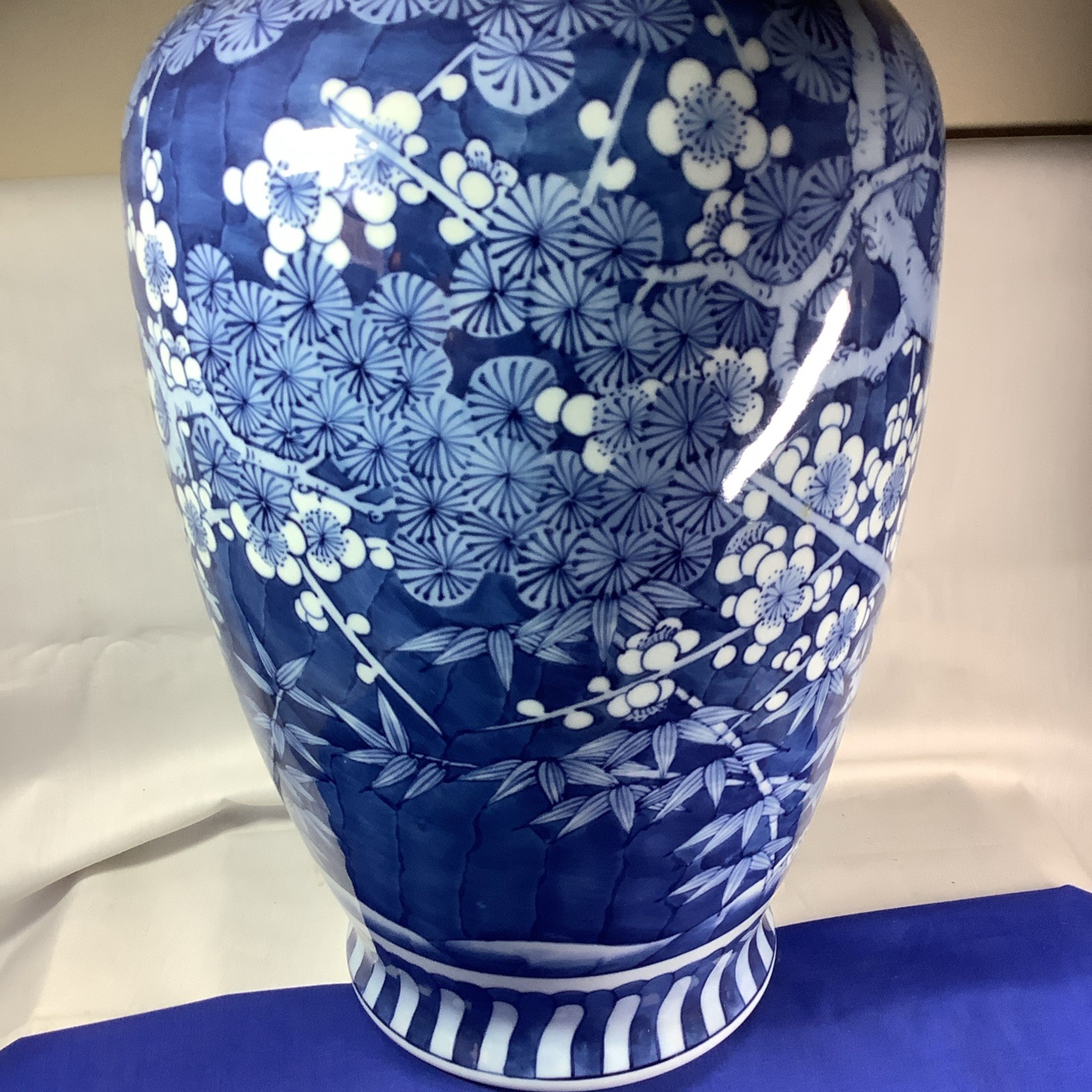 Huge Antique Chinese Prunus Vase THREE FRIENDS OF WINTER Blue/White Plum Bamboo