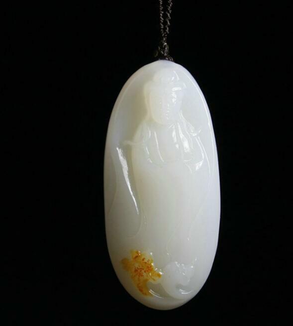 Antique Xinjang Hetian White Jade Safe and Auspicious Guanyin Pendant Craft