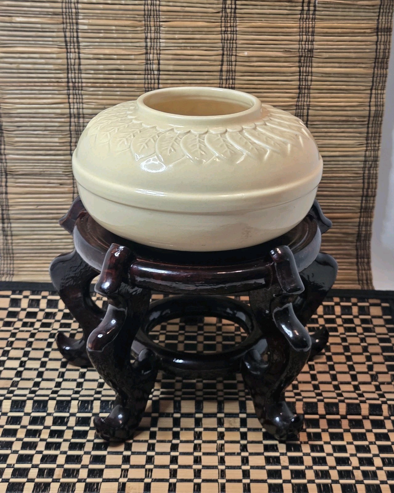 Asian Style Dark Wood Vase Collectible Pedestal Riser Stand 5 Feet 5.25″ H READ