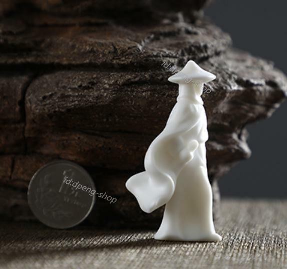 2.4″ Chinese White Porcelain Ceramics Swordsman Hero Figurine Statue Statues