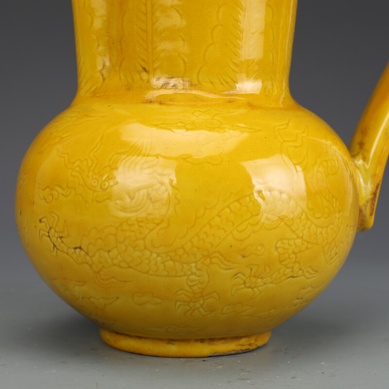 8.6″ China Ming Coke Yellow Glaze Porcelain Carve Animal Dragon Monk Hat Kettle