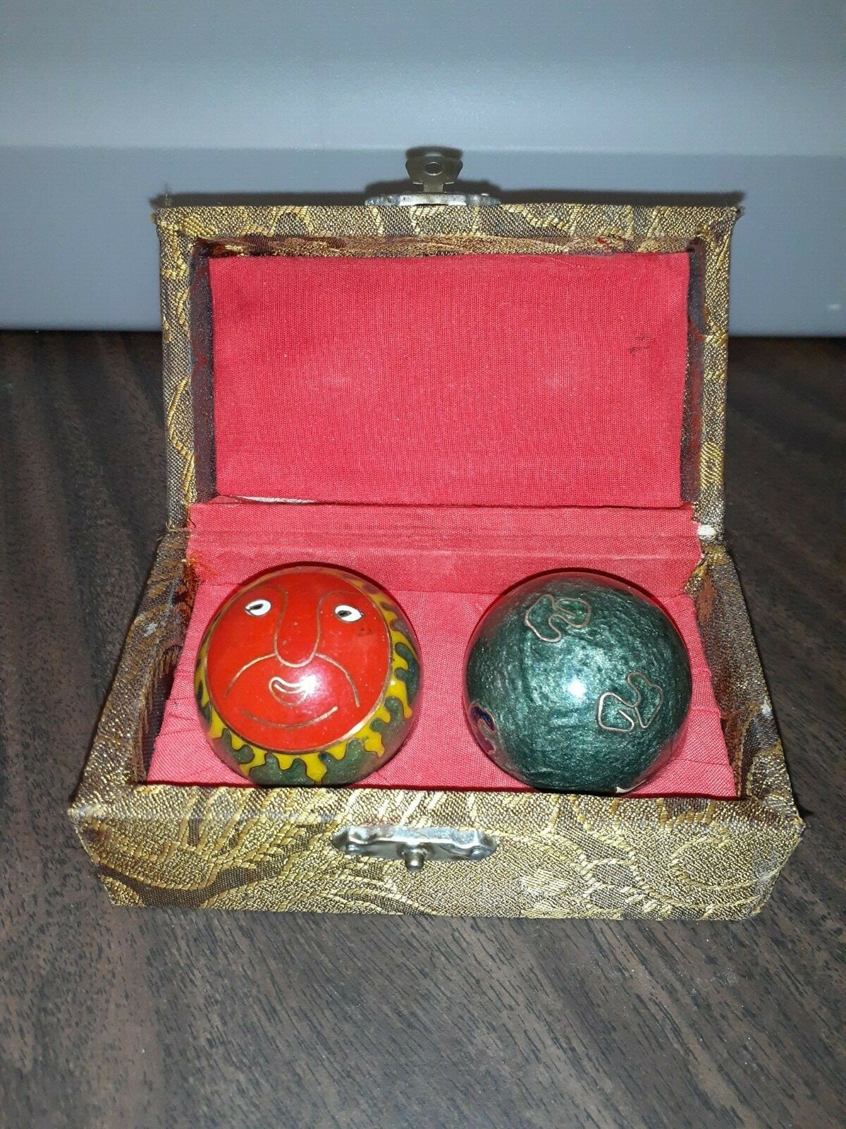 Chinese: Painted – Sun and Moon – Baoding Balls