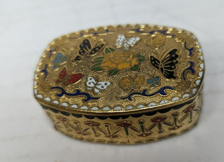 5 Pcs. Of Vintage Used Chinese Brass & Decorated Lidded Boxes Trinket