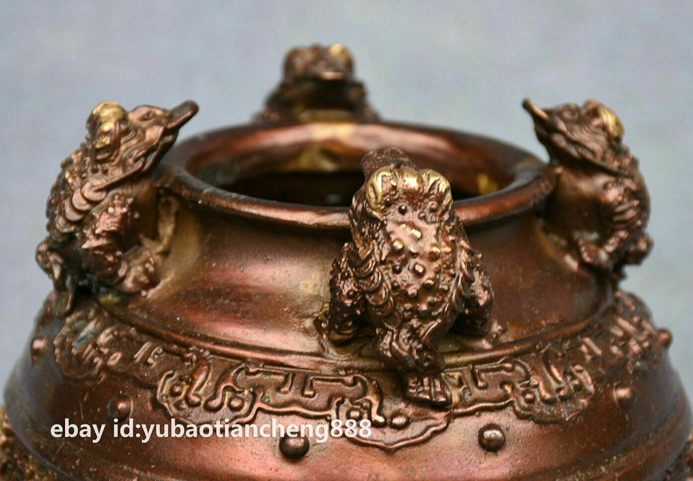 Chinese Folk Bronze Golden Toad Spittor wealth Beast Head Statue Tank Jug Jar