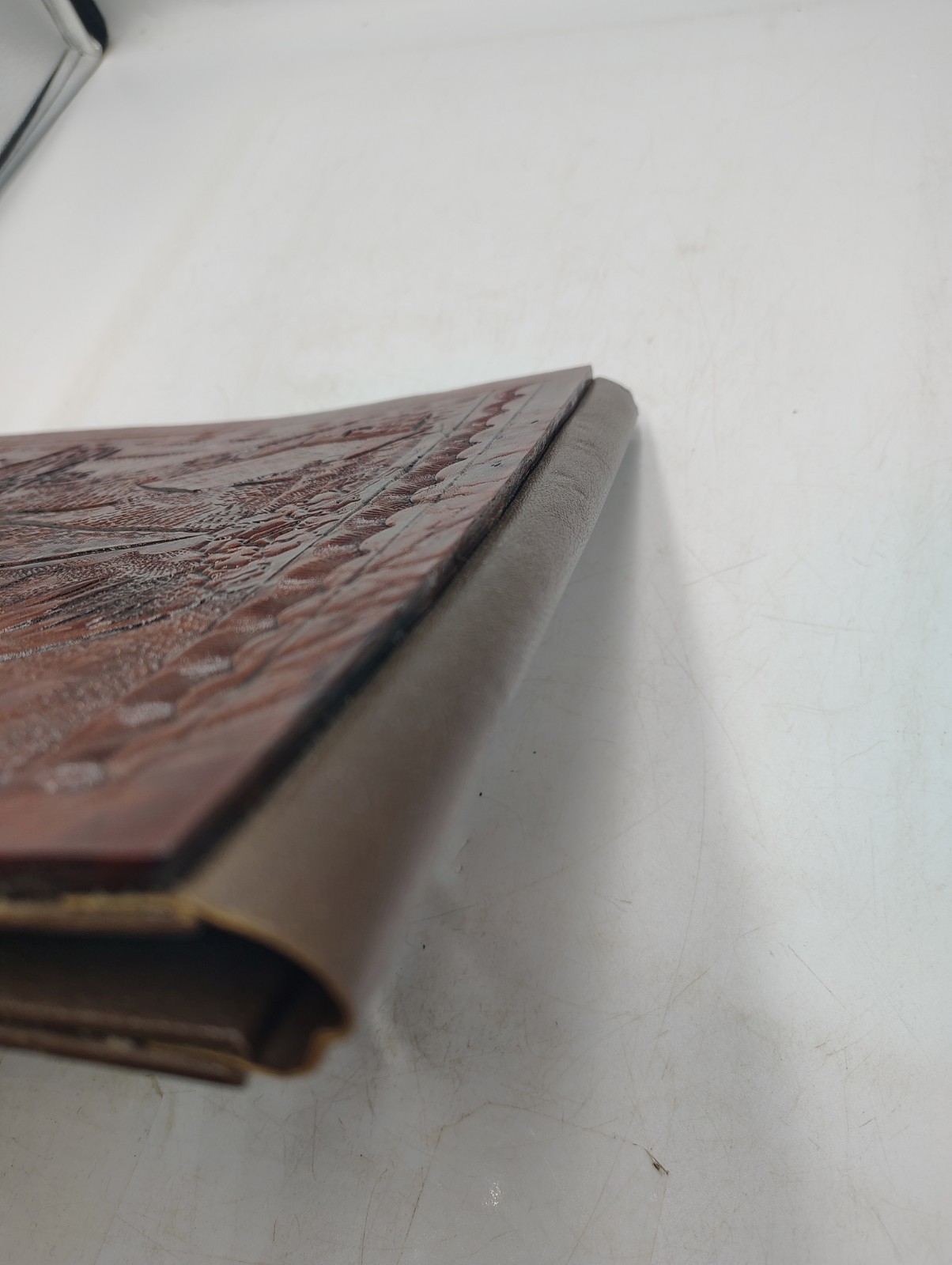 VTG Ecuador Hand Tooled Leather Photo Album Scrapbook 12×9 Landscape Scene