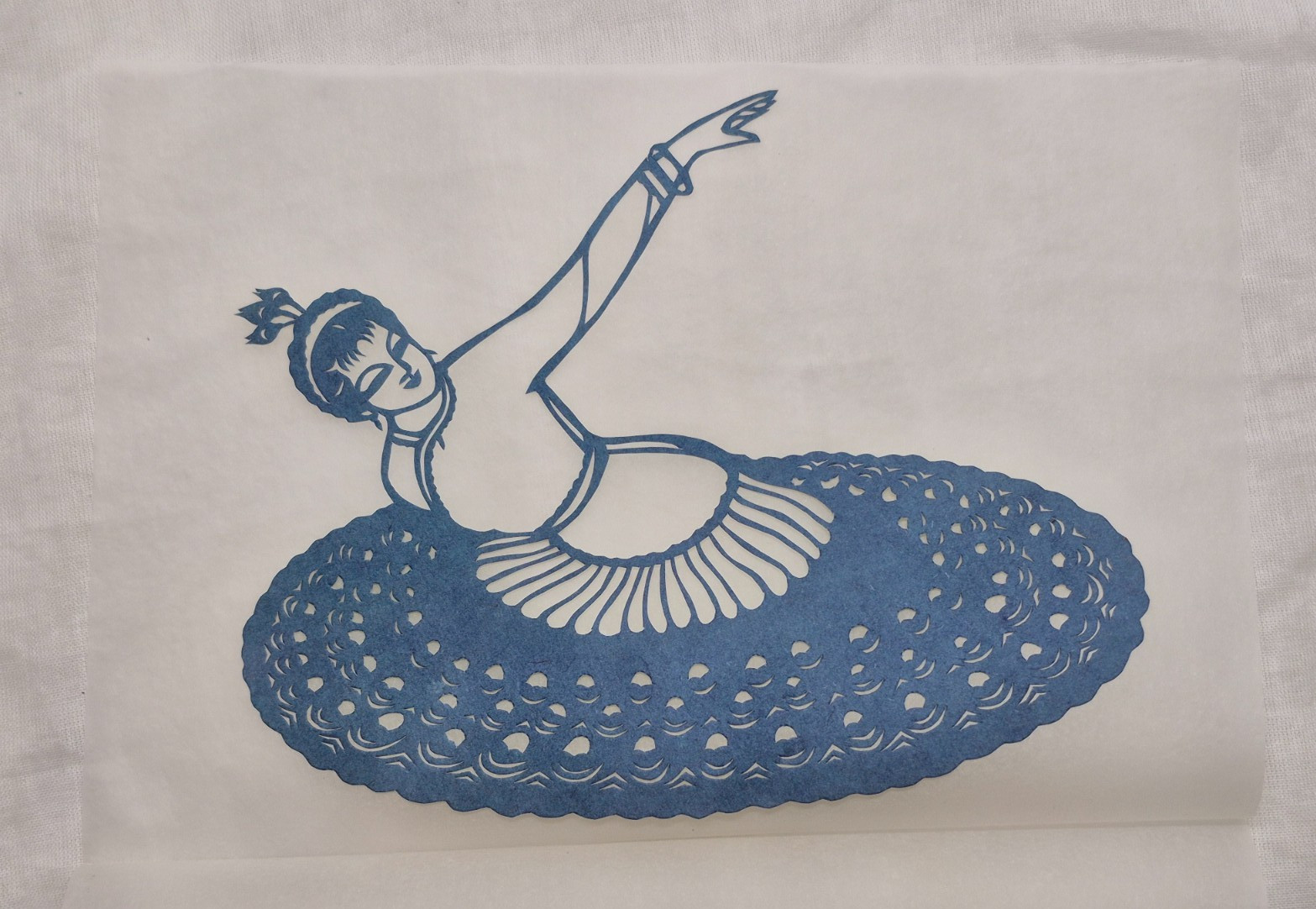 Unused Set of 6 Chinese Folk Art Paper cuts Peacock Dancing Girl Designed