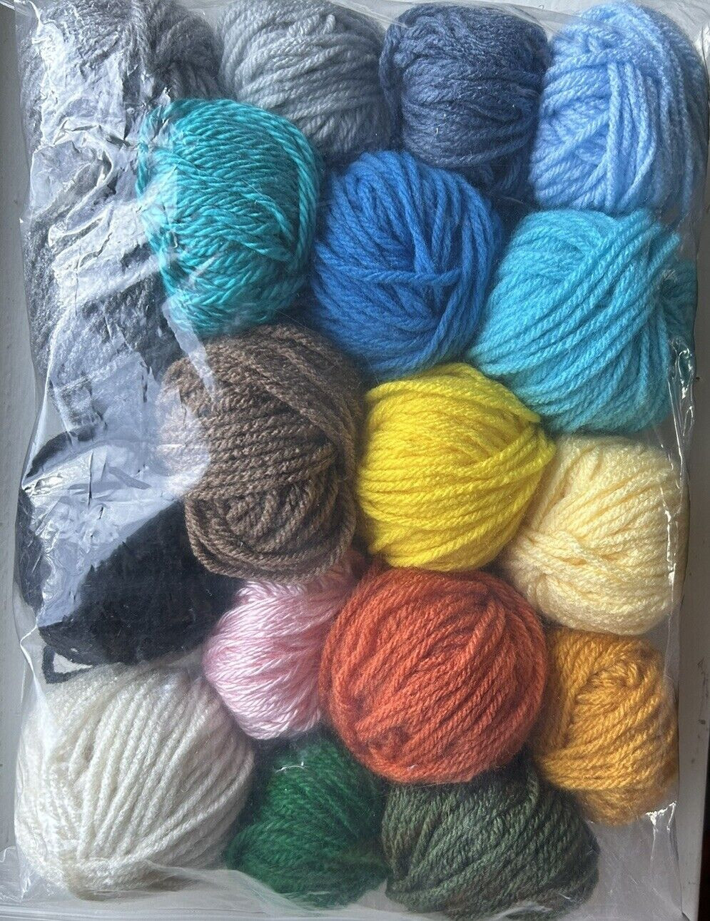Lot of 18 balls of acrylic scrap yarn for granny squares etc – 8+oz mixed color
