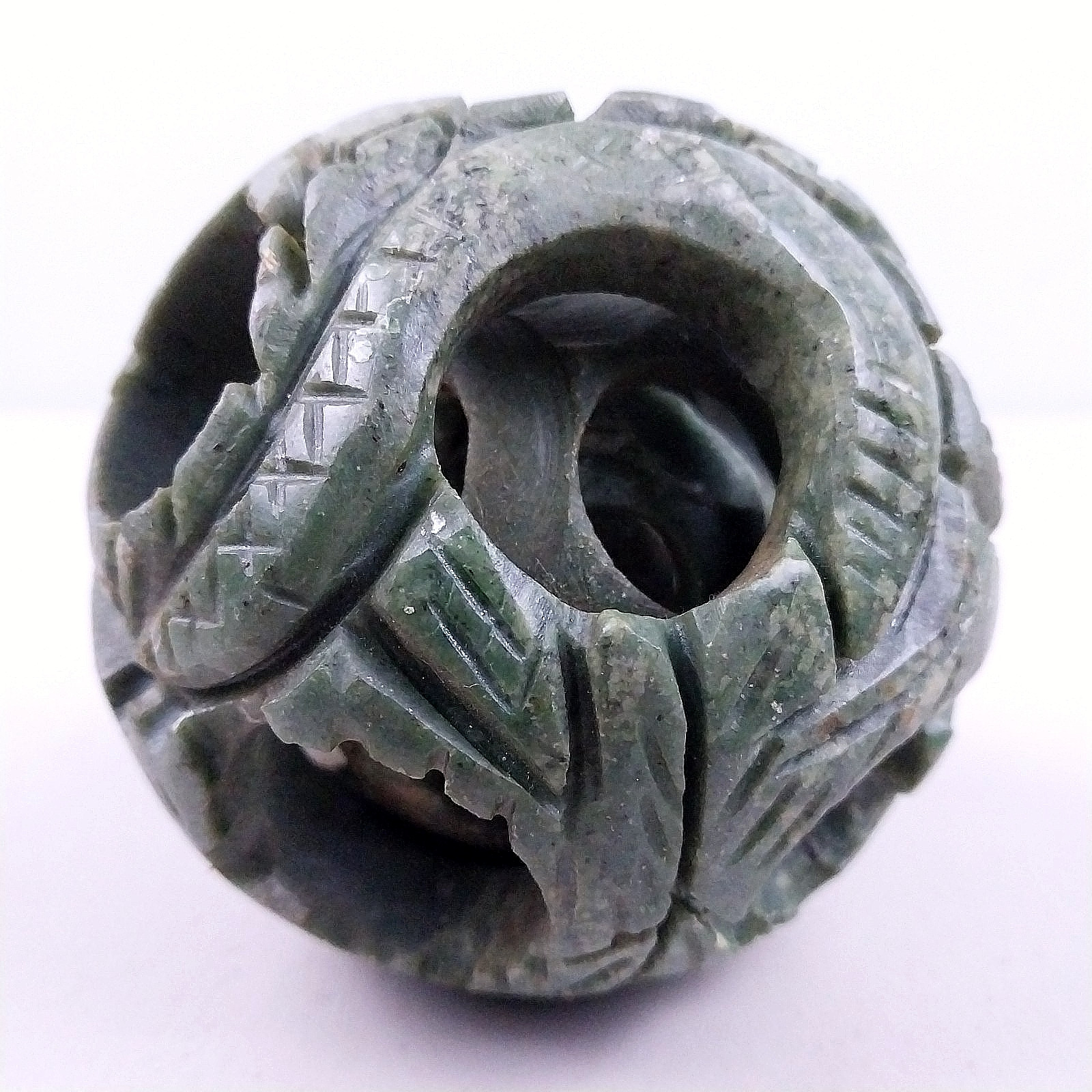 Vintage Chinese Puzzle Ball Natural Serpentine Jade Sphere Round 3.5 Inch