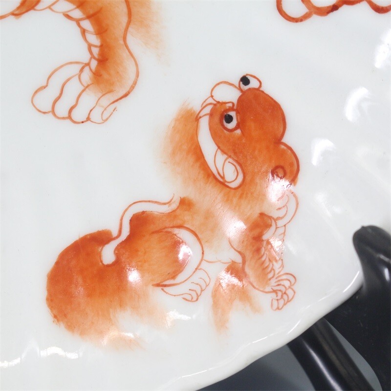 7″ Chinese Jing De Zhen Famille Rose Porcelain Red Glaze Foo Fu Dog Lion Plate