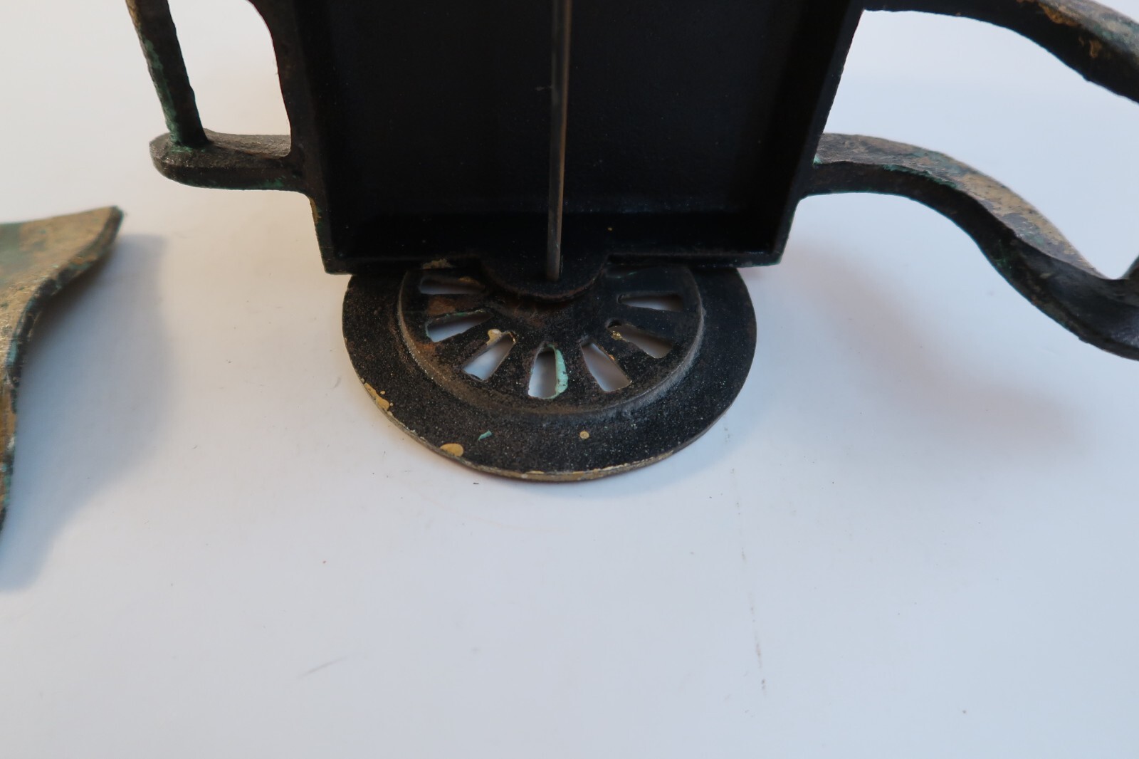 Vintage Asian Rickshaw Figurine Cart Metal Trinket Jewelry Box – Removable Lid