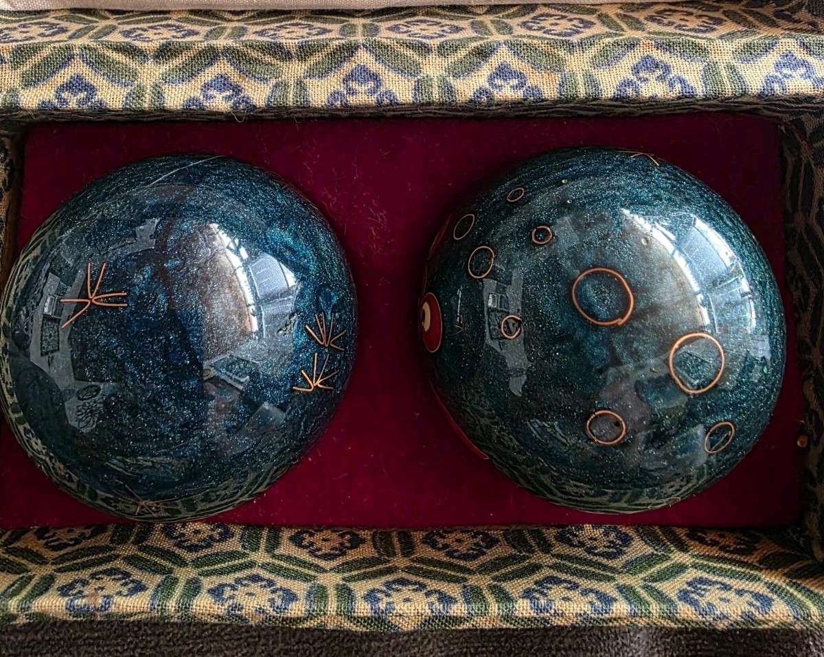 Vintage Chinese Baoding Health Medicine Musical Balls w/Box Koi Fish Shouxing