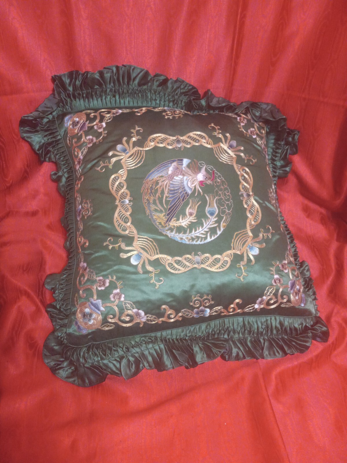 2 VTG GRN SILK/RAYON GOLD MULTICOLORED EMBROIDED DRAGON APPLIQUE THROW PILLOWS U