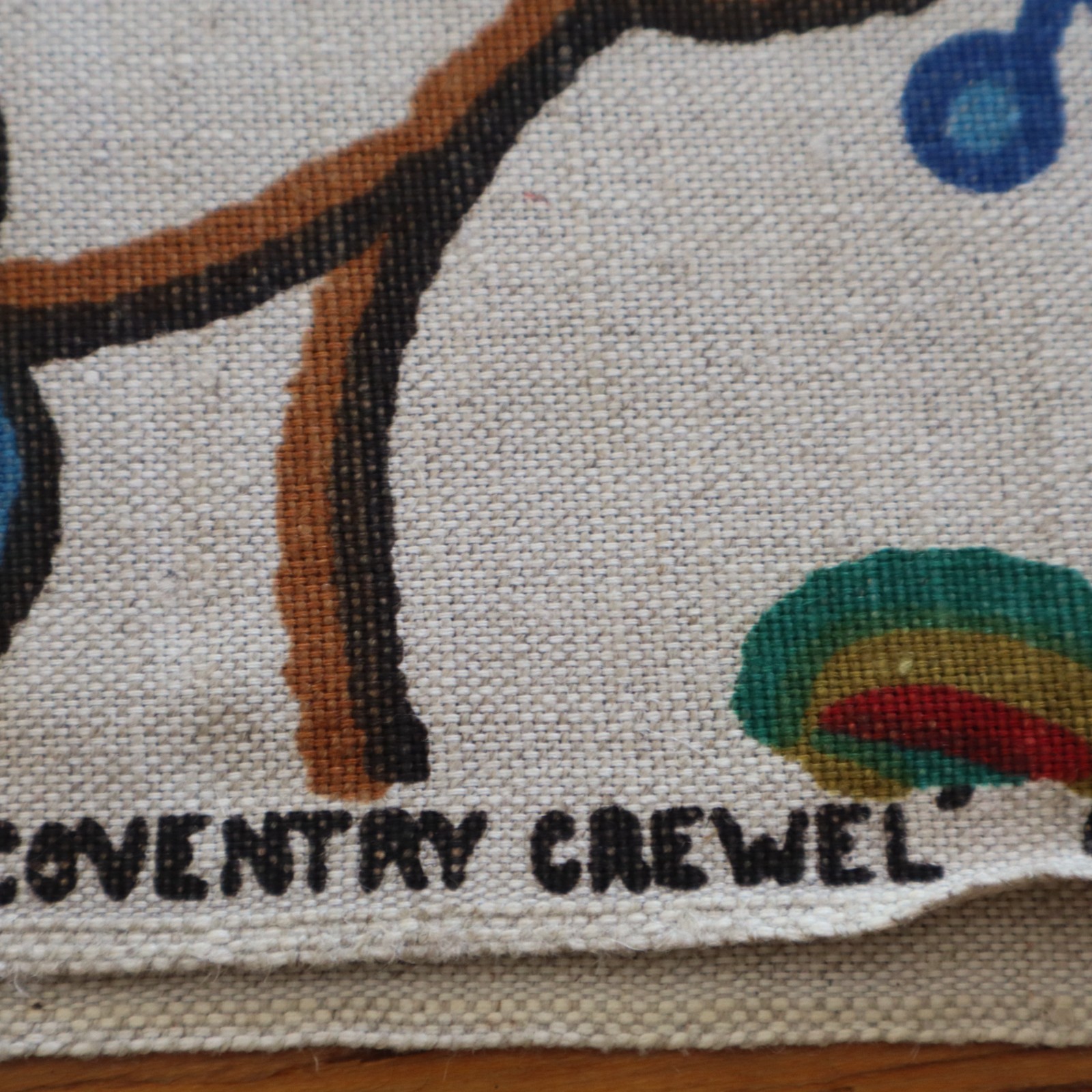 Vtg Linen Waverly Bonded Fabric, Coventry Crewel Floral Red, Blue, Yellow 1.8 yd